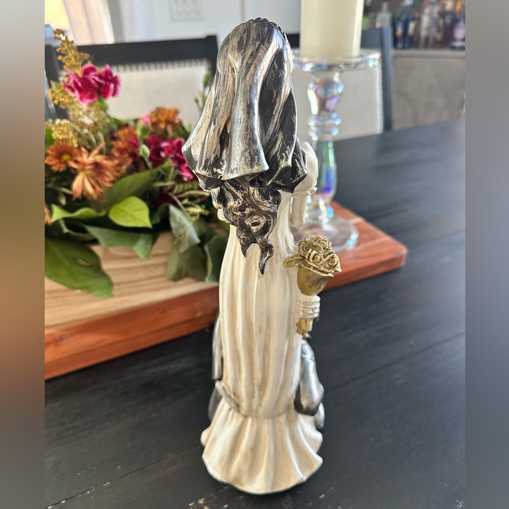 💀🖤 Gothic Skeleton Bride & Groom Figurine Halloween Day of the Dead Wedding Gift - Picture 2 of 6